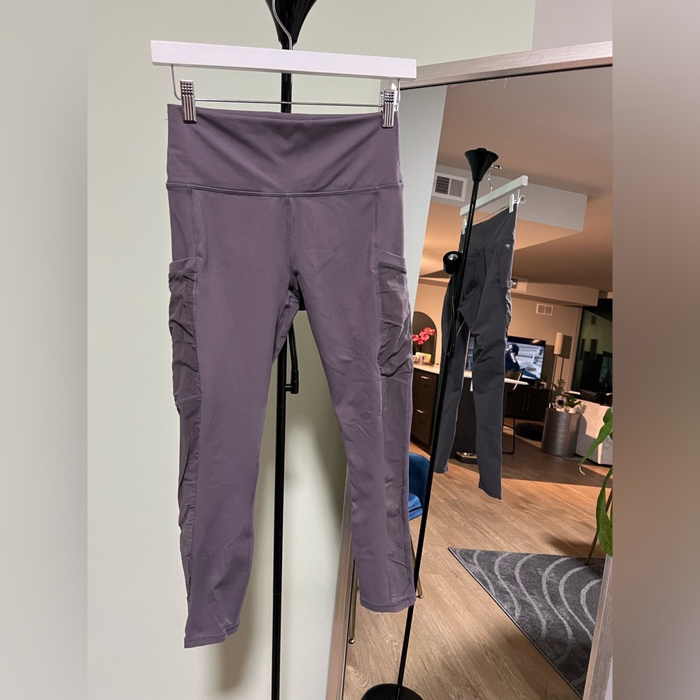 Fabletics On-The-Go PowerHold® High-Waisted Legging - Shadow Solid - S